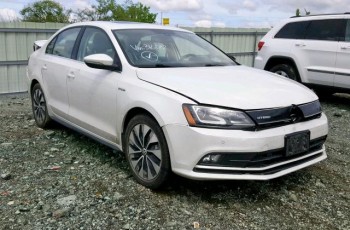 VOLKSWAGEN JETTA HYBRID 2015